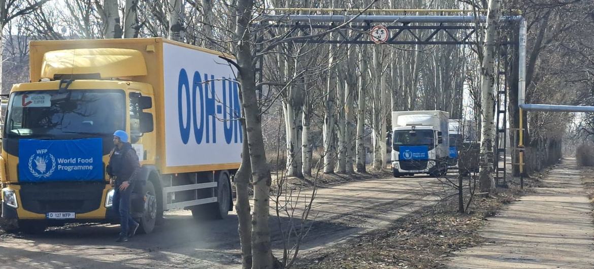 A UN convoy carrying aid supplies approaches Chasiv Yar, in the Donetsk region of Ukraine.